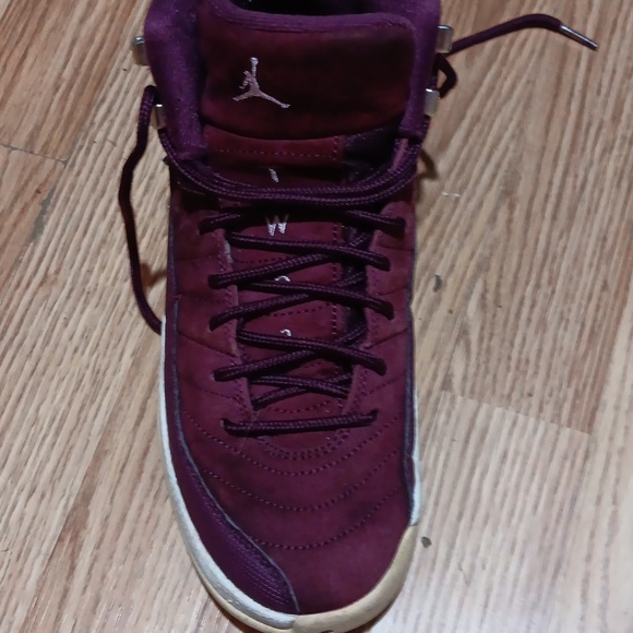 Shoes - Picture 1 of 3